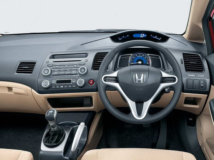 civic 2006 - japan