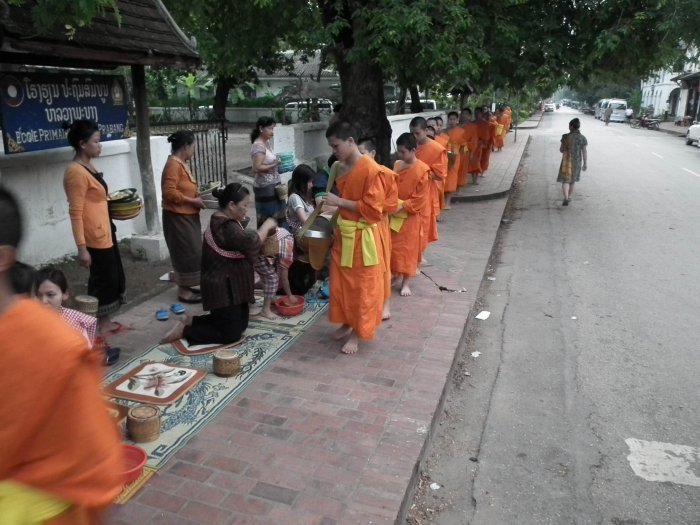 300กว่ารูป