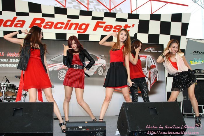 +++Meeting ครั้งแรก@Honda Racing Festival 2011+++