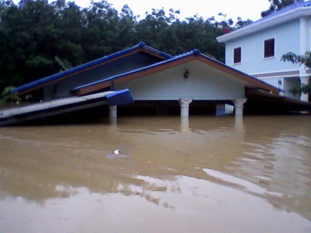 เห็นข่าวน้ำท่วม..ES สุโขทัย น่าน พิดโลก นครสรรค์ เป็นไงกันบ้างครับ