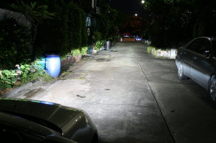 ES'03 ใครใส่ ไฟ Projector บ้างครับ