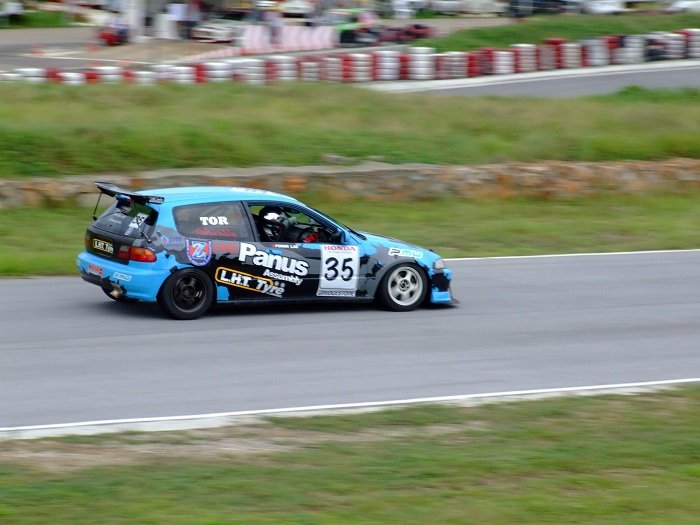 Re: ***บรรยากาศ honda racing fest 2011สนาม 2-3 สนามแข่งรถยนต์แก่งกระจาน เซอร์กิต***