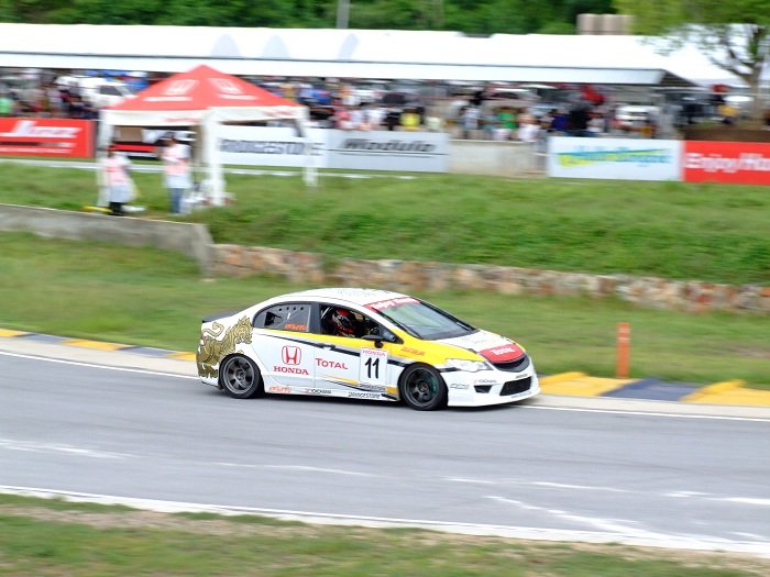 Re: ***บรรยากาศ honda racing fest 2011สนาม 2-3 สนามแข่งรถยนต์แก่งกระจาน เซอร์กิต***