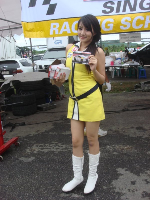 honda racing fest 2011สนาม 2-3 แก่งกระจาน เซอร์กิต (วันอาทิตย์)เพิ่มรูปเเล้วคร๊าบบบ!!