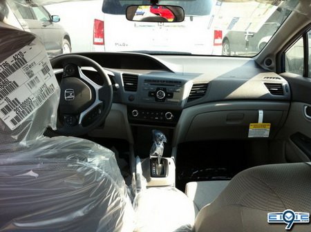 civic 2012 ช่วยวิจารณ์ด้วยครับ /////////////////////////2012 ใกล้เข้ามาถึงแล้ววววววววว