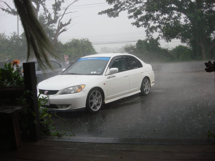 พี่อัฎ มาเเล้ว คร๊าบบบบบบ มาสักพัก ฝนก้อตกตามที่เห็น นั้นเเหละ

ตกหนักมากครับ