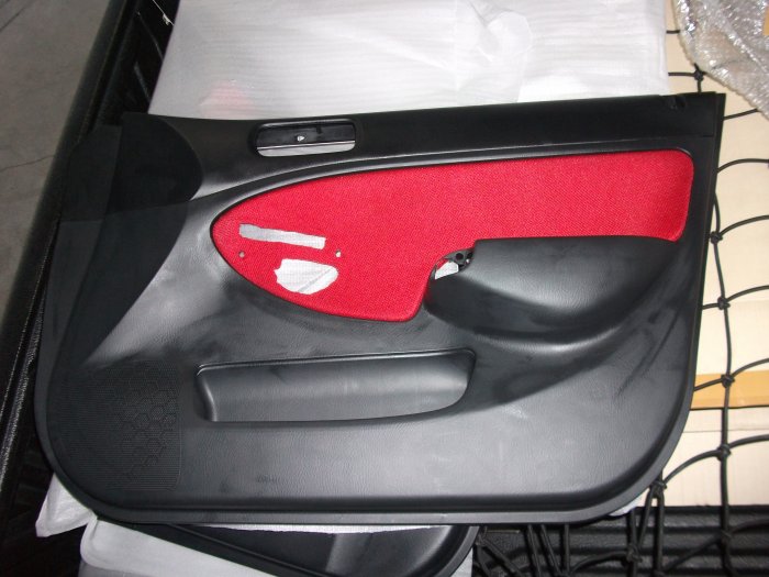 แผงประตูสีดำ(เบิกใหม่)พร้อมหุ้มผ้า Recaro แท้