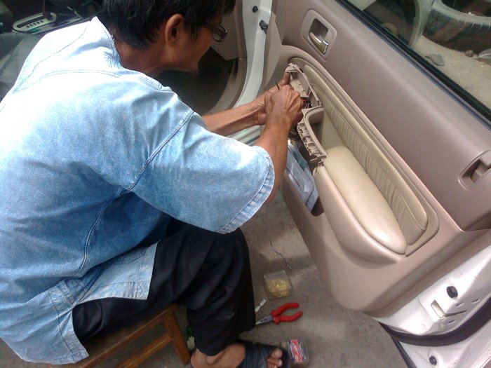 ช่างมีอายุ แต่เก่งครับ