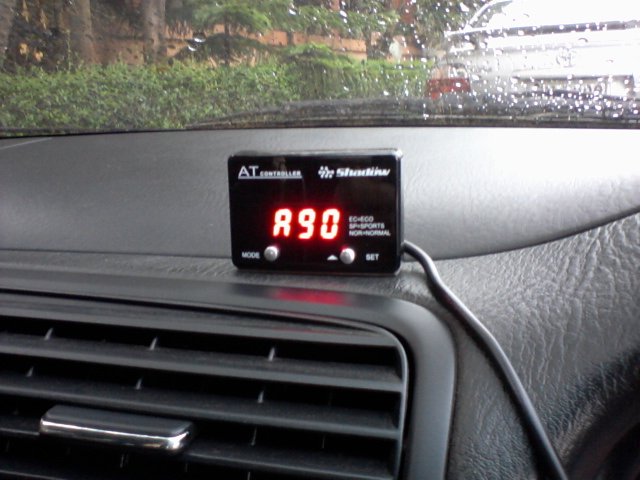 A 90 น่าจะเป็นเปอร์เซนต์ การเปิดลิ้นปีกผีเสื้อนะครับ    ตามที่ผมเข้าใจครับ
