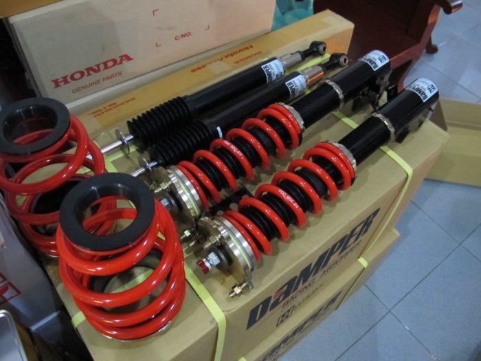 มีใครใส่ สตรัทปรับเกลียวของ H-DRIVE มั้งคับ เป็นอย่างไงมั่ง