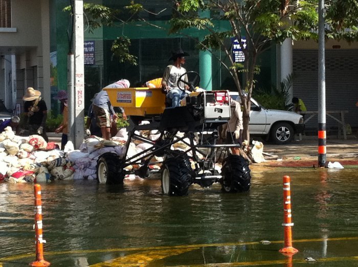 หลังน้ำลดมาประชัน Off Road เท่ห์ ๆ กันครับ