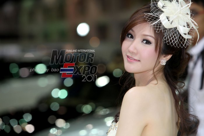 Re: ปิดท้าย Motor Expo 2011 กับน้อง Stop คับ...