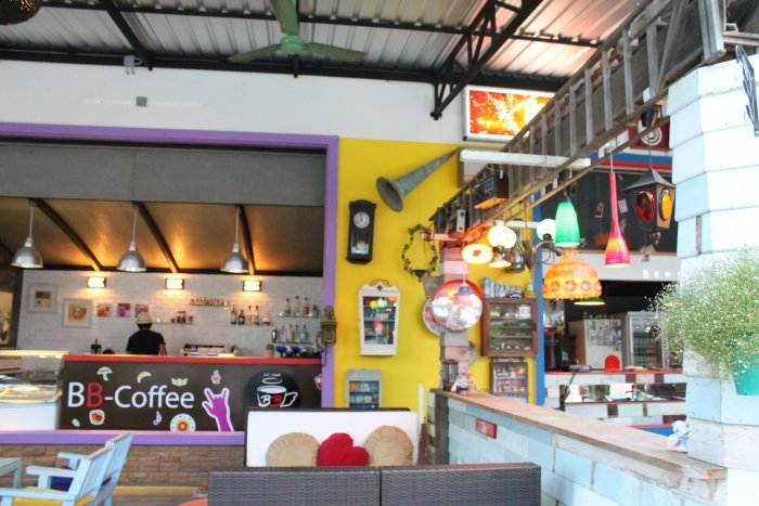 มาเเนะนำร้าน Baanbar กาแฟ ร้านอาหาร ร้านเหล้า ครบวงจร@หัวหิน