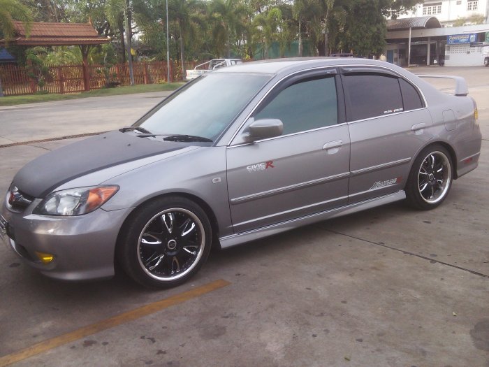 คันปัจจุบันก็ยังคงรักอยู่กับ ES-05 EXI (MT)สีเทาคันนี้คงอยู่ด้วยกันไปอีกนาน