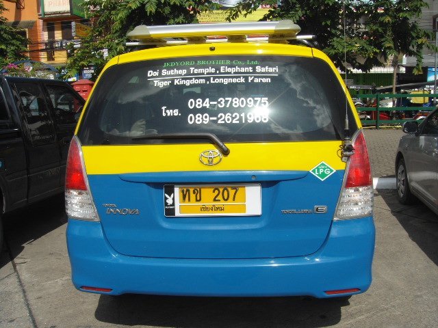พบtaxi ES อีกแล้ว