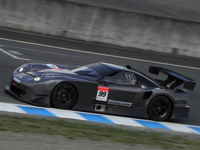 มีใครติดตาม Super GT มั้ยครับ