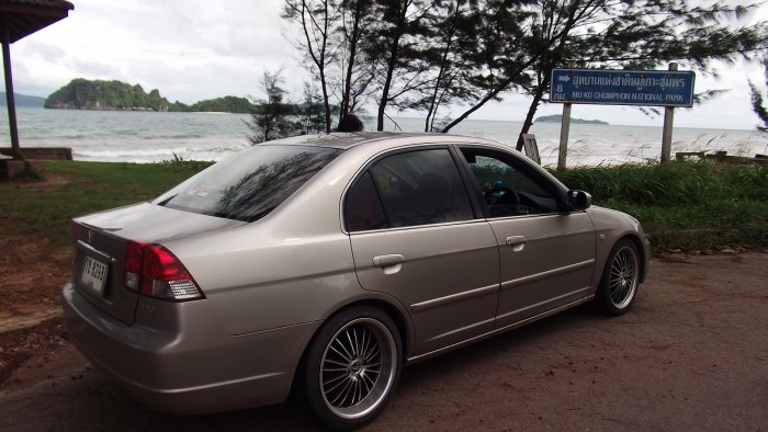 civic es พาล่่องใต้