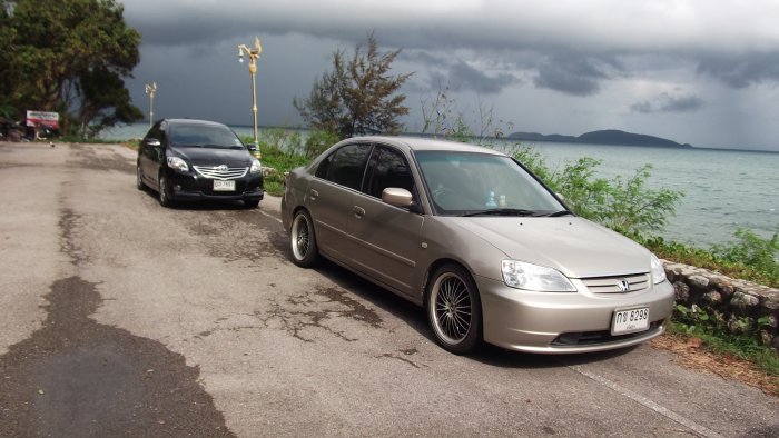 civic es พาล่่องใต้