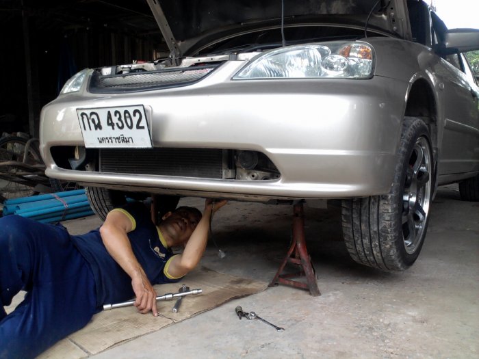 กำลังถอดครับ ช่างประจำตัว