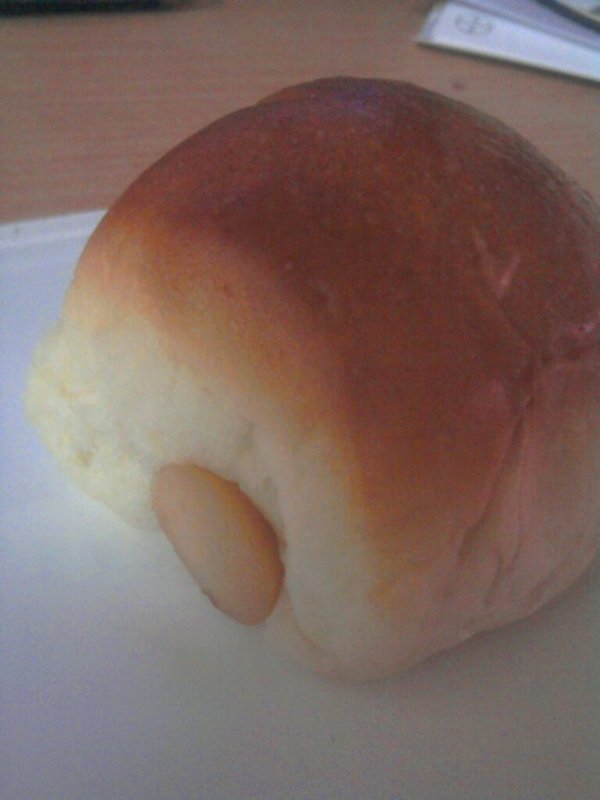 หนมปังใส้กรอก