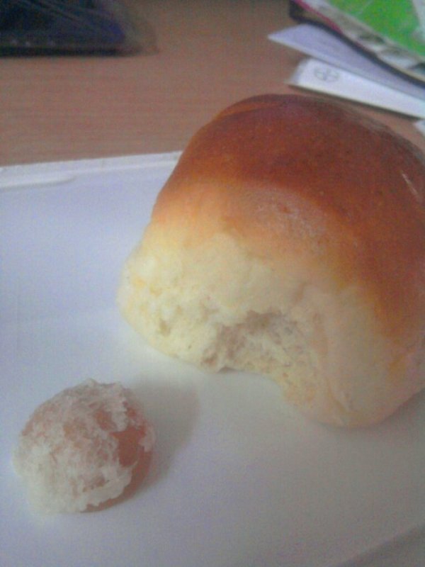 หนมปังใส้กรอก