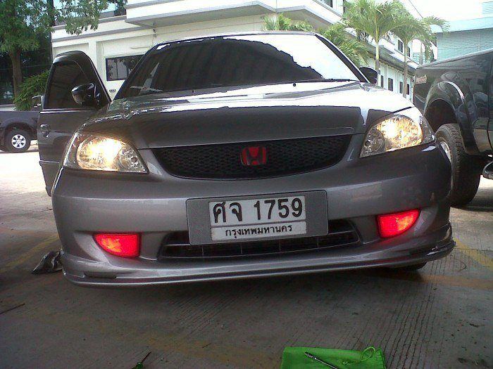 ลองเปิดไฟดูว่าติดครบทั้ง 2ข้างหรือเปล่า