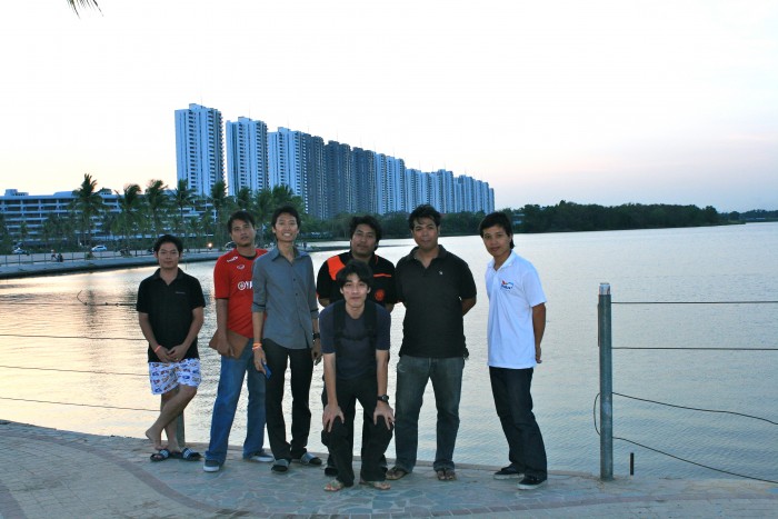 ณ.ริมทะเลสาบเมืองทองธานี