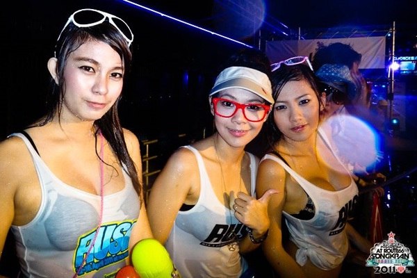 ออกข้อห้าม ขับรถยนต์เล่นสงกรานต์ ถนนสายสำคัญ !!