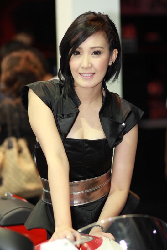 MOTOR SHOW  2012 //// PIC BY KOONAEA