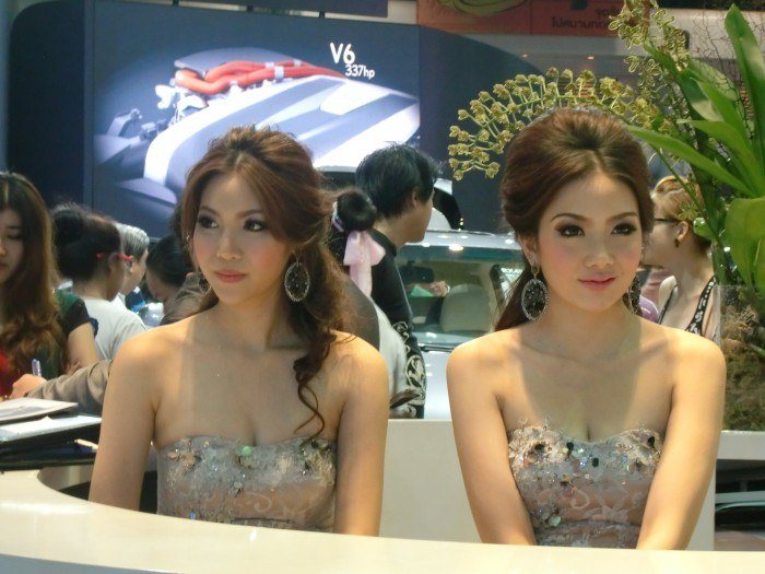 ส่งท้ายงานมอเตอร์โชว์2012(08/04/55)