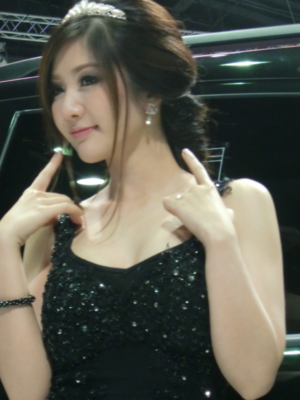 ส่งท้ายงานมอเตอร์โชว์2012(08/04/55)