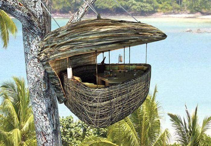 ร้านอาหารแบบทาร์ซานครับ  อยู่ในประเทศไทยนี่แหละครับ