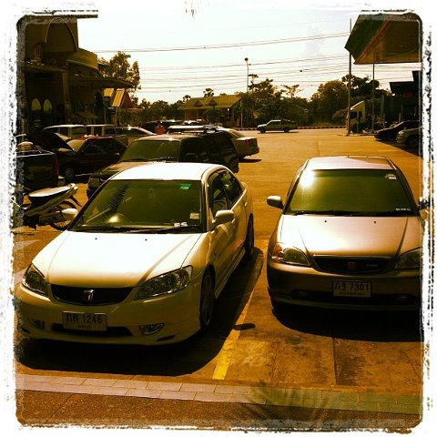 เที่ยวเพชรบุรี หากาแฟกิน เบาๆ ชิวๆ 
ไม่มีไรทำ สำหรับ คนมีเงินอย่าง เสี่ยไม้ เสี่ยอัฎ ฮี่ๆ
