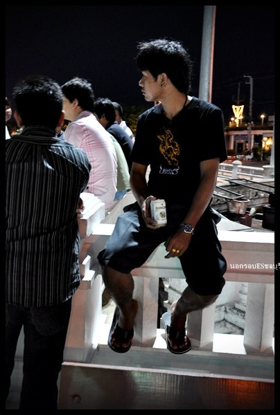 แจกอาวุธ....