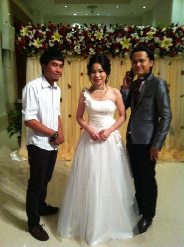 เจ้าบ่าว เจ้าสาว ทั้งสวยทั้งหล่อ โพดๆ อ่ะ