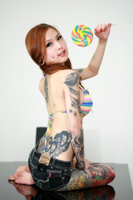 สำหรับคนชอบสัก ไปสักกับเธอ Kinki Ryusaki