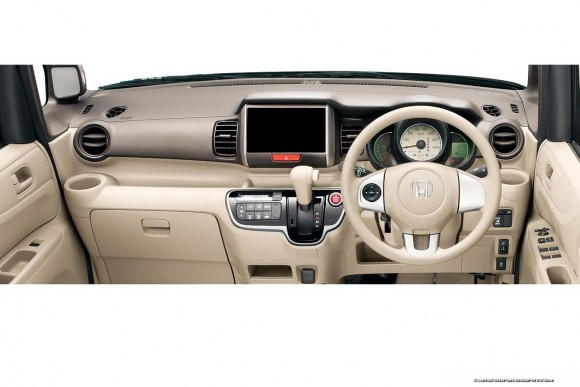 New Honda n box+ เจ้ากล่องวิ่งได้จัดให้สำหรับคนชอบขน