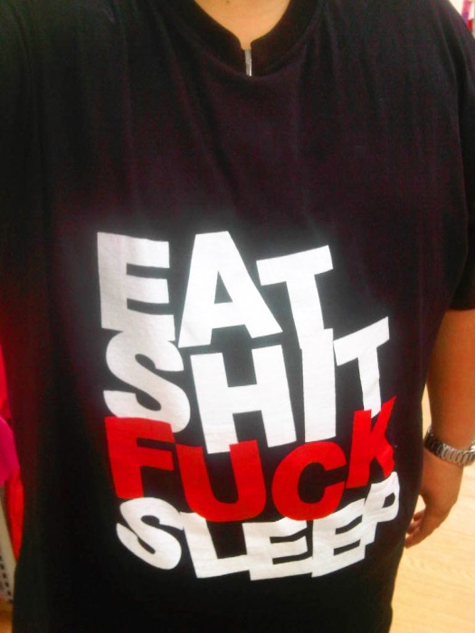 Eat = กิน
Shit = ขี้
Fuck = ปี้
Sleep = นอน