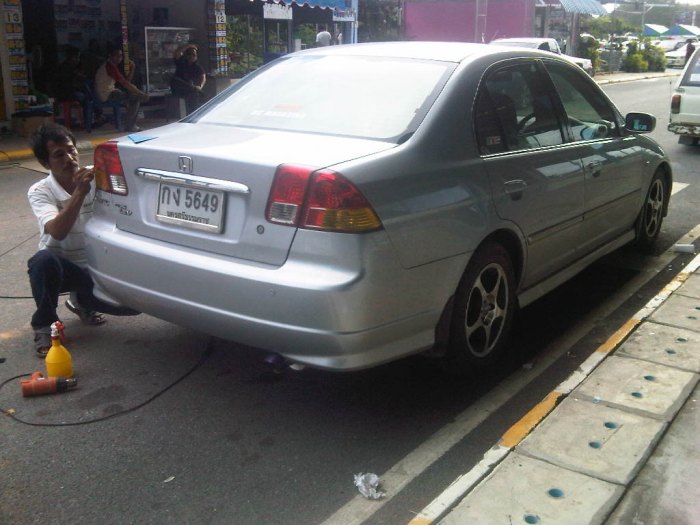 หลังสักนิด