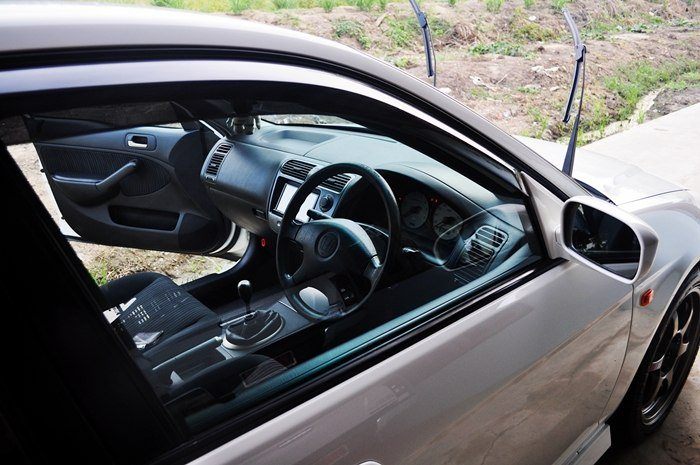 Civic ES 01 สีทอง