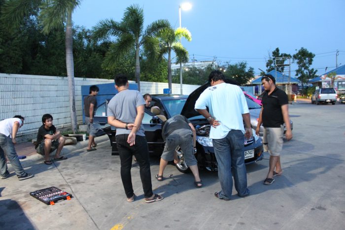 เสร็จมืดพอดี...แยกย้ายเข้านอน