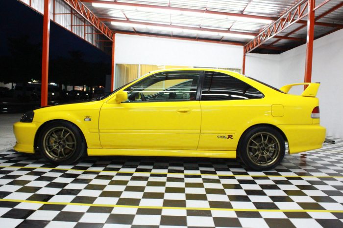 ขาย Civic coupe Mugen แท้ ทั้งคัน สภาพใหม่มากทั้งคัน (ลดราคาแล้วครับ มีเสียว....)