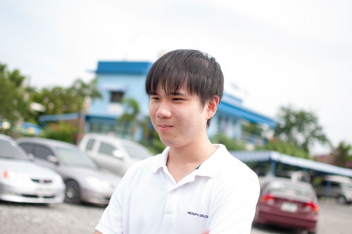 ผมขับนิสสันมาร์ทครับ ไม่ต้องถามครับ...! ผมอยากมาด้วย!!