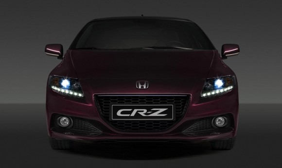 2013 Honda CR-Z หล่อยิ่งขึ้นเบ่งพลังเต็มพิกัด