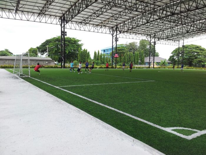 สนามใหญ่มาก