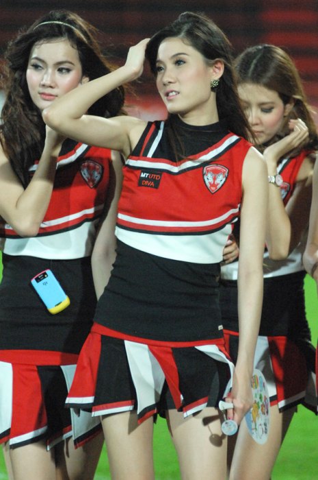 ชวนมาเชียร์บอล กระชับมิตร ES  ณ บางแสน BFC  6 ตุลาคม เวลา 15:00 ตารางการแข่งขัน หน้า5