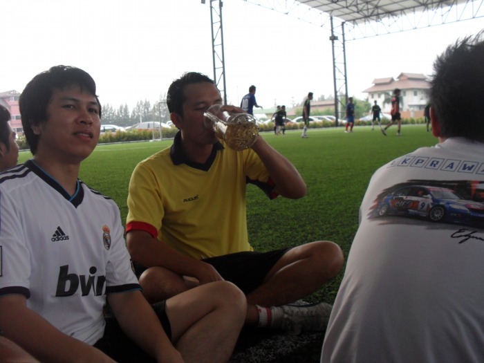 ภาพเทห์ๆเป็นการถ่ายโทษนะคับ..