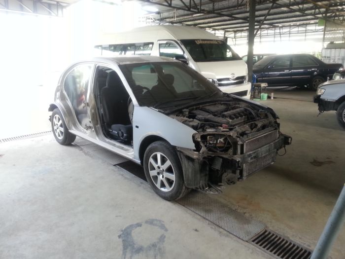 ...!!!  UPDATE  !!!...  เสร็จแล้วครับ 22/10/55 ขาว type r