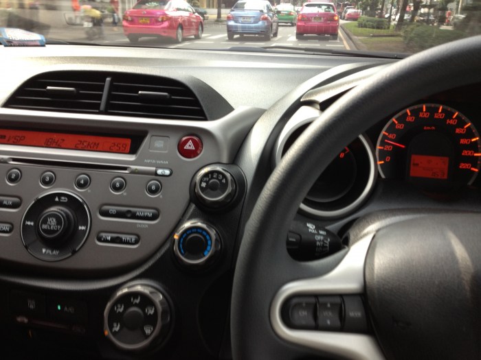 วิธีดูความเร็วดิจิตอลที่หน้าปัดวิทยุ honda jazz
