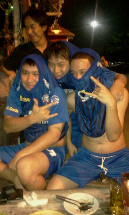 นิจจา เงา